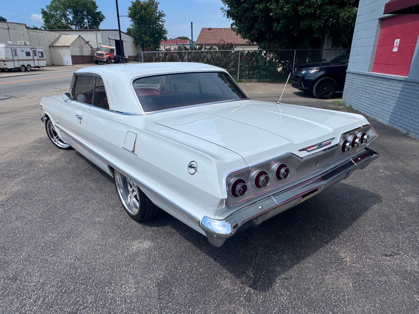 Chevrolet-Impala-1963-Coupe-5