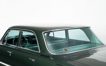 Chevrolet-Impala-1963-Sedan-13