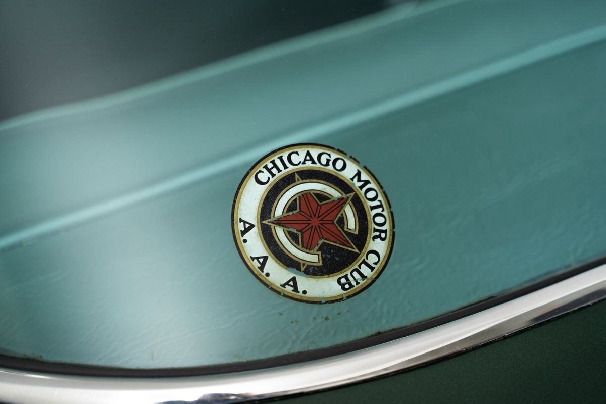 Chevrolet-Impala-1963-Sedan-15