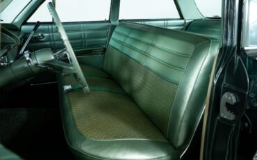 Chevrolet-Impala-1963-Sedan-27