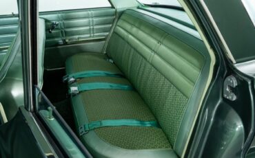 Chevrolet-Impala-1963-Sedan-31