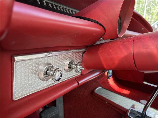 Chevrolet-Impala-1964-COUPE-16