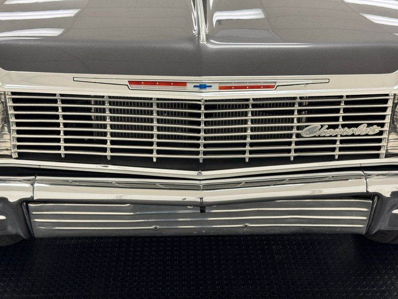 Chevrolet-Impala-1964-Charcoal-Gray-Metall-Black-14