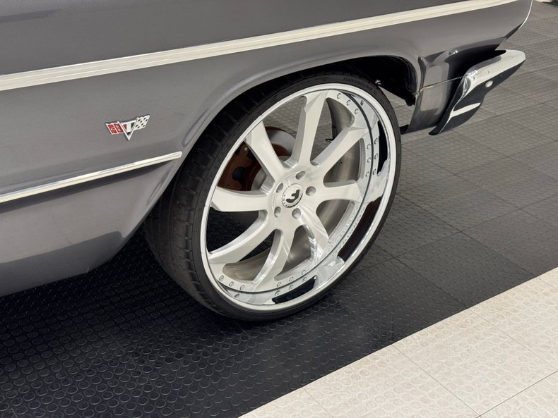 Chevrolet-Impala-1964-Charcoal-Gray-Metall-Black-22