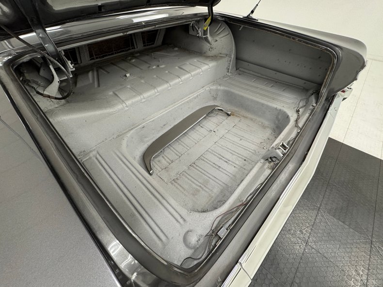 Chevrolet-Impala-1964-Charcoal-Gray-Metall-Black-6