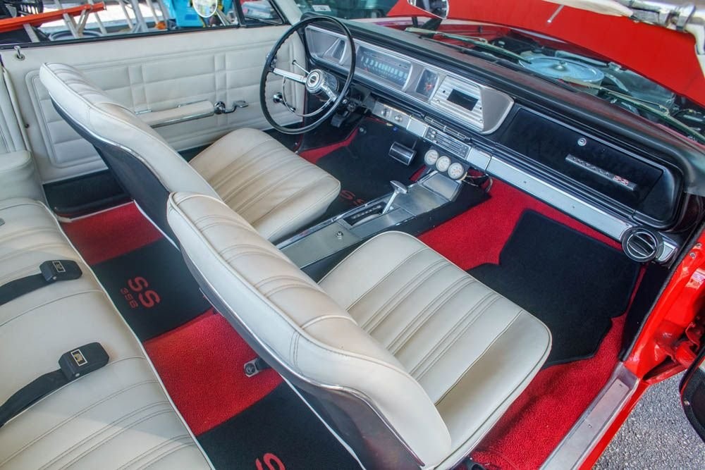 Chevrolet-Impala-1966-Convertible-14
