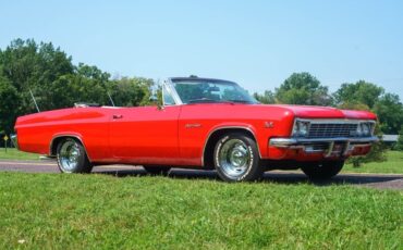Chevrolet-Impala-1966-Convertible-2