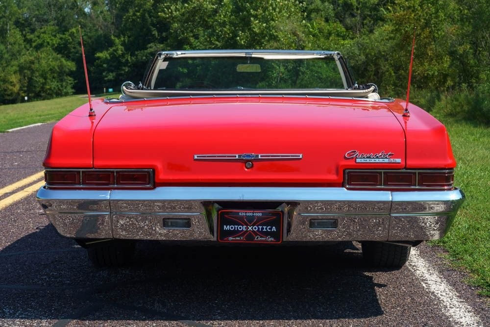 Chevrolet-Impala-1966-Convertible-27