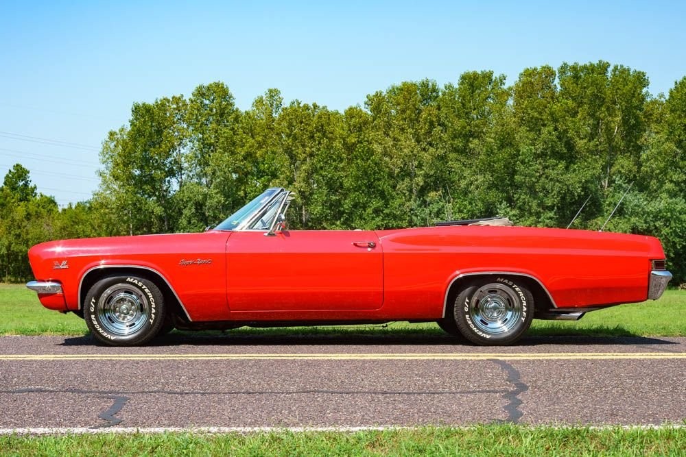 Chevrolet-Impala-1966-Convertible-30