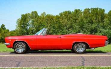 Chevrolet-Impala-1966-Convertible-30