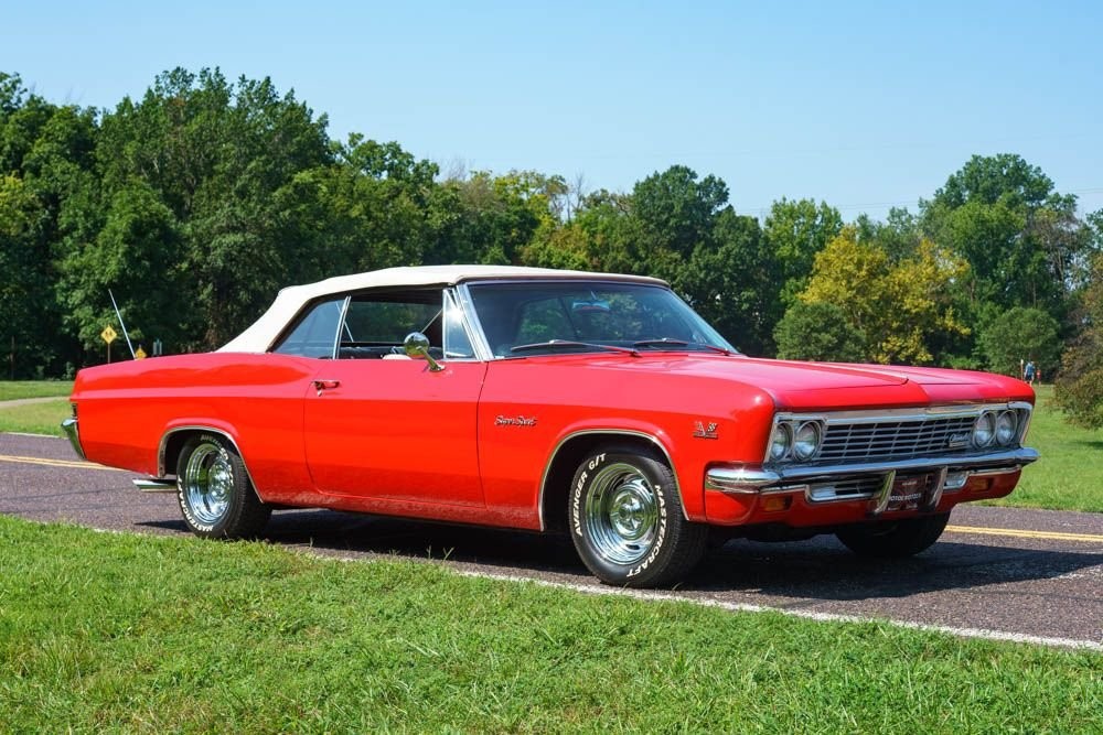 Chevrolet-Impala-1966-Convertible-33