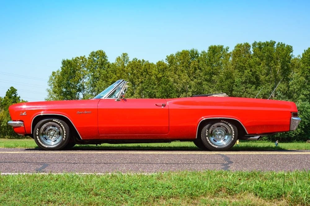 Chevrolet-Impala-1966-Convertible-7