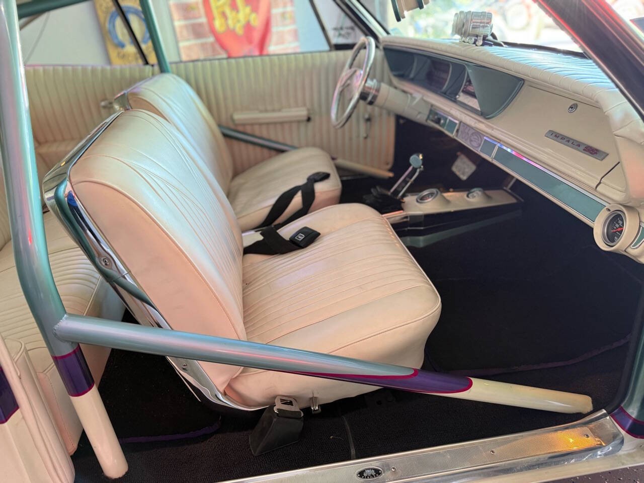 Chevrolet-Impala-1966-Coupe-38