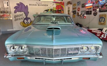 Chevrolet-Impala-1966-Coupe-9