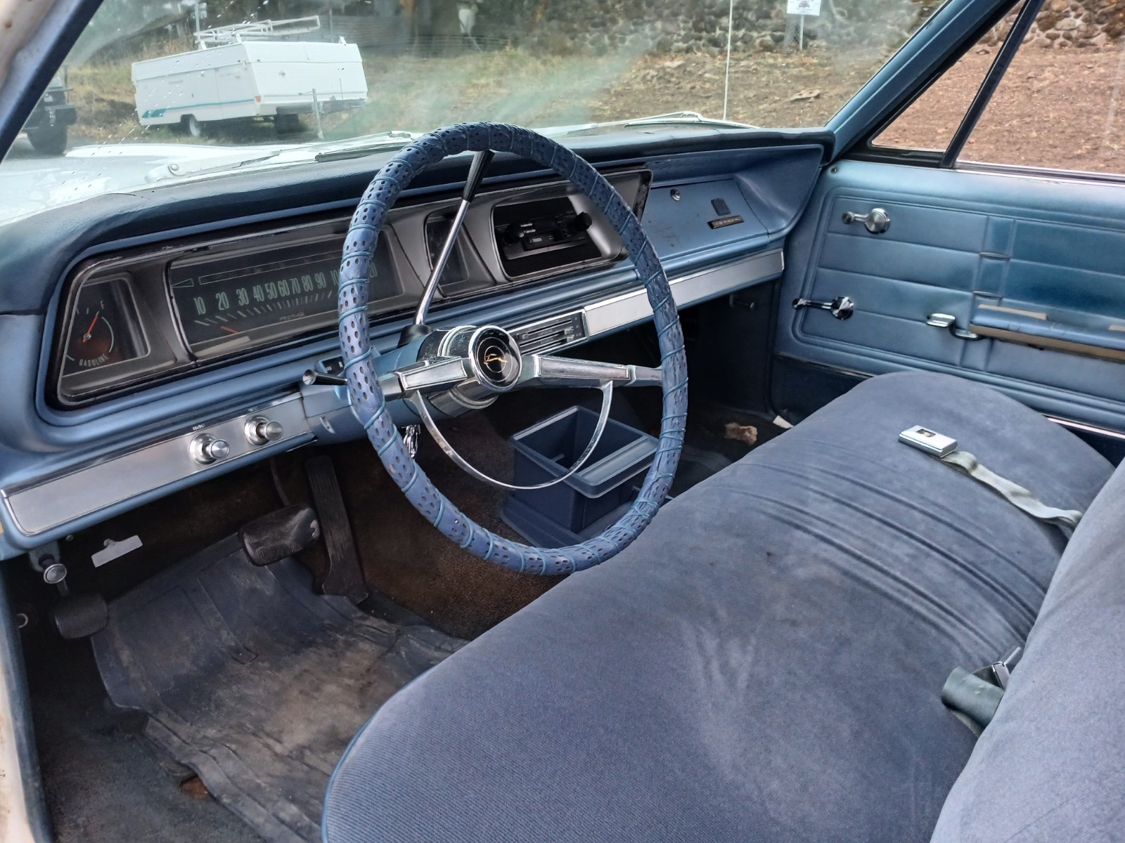 Chevrolet-Impala-1966-Sedan-5