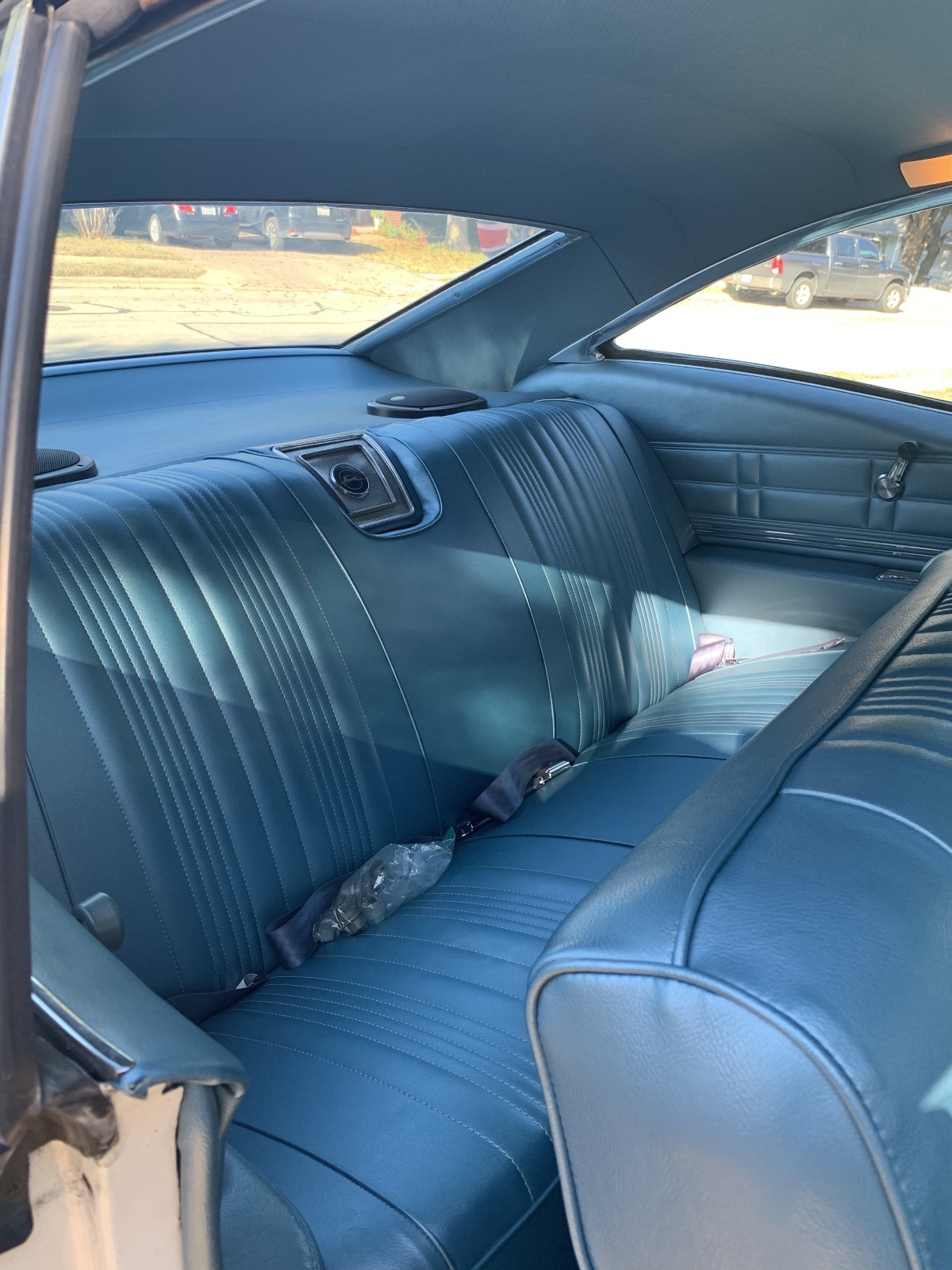 Chevrolet-Impala-1967-Coupe-10