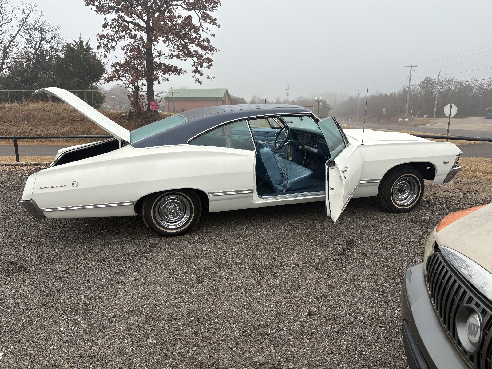 Chevrolet-Impala-1967-Coupe-5