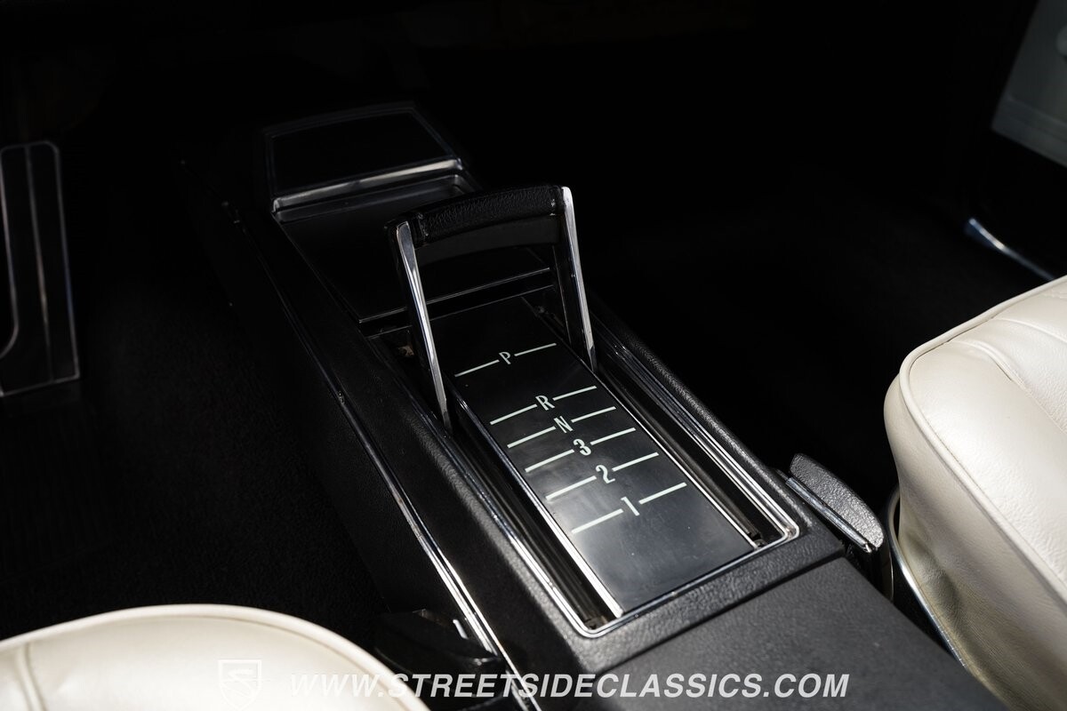 Chevrolet-Impala-1968-Convertible-22