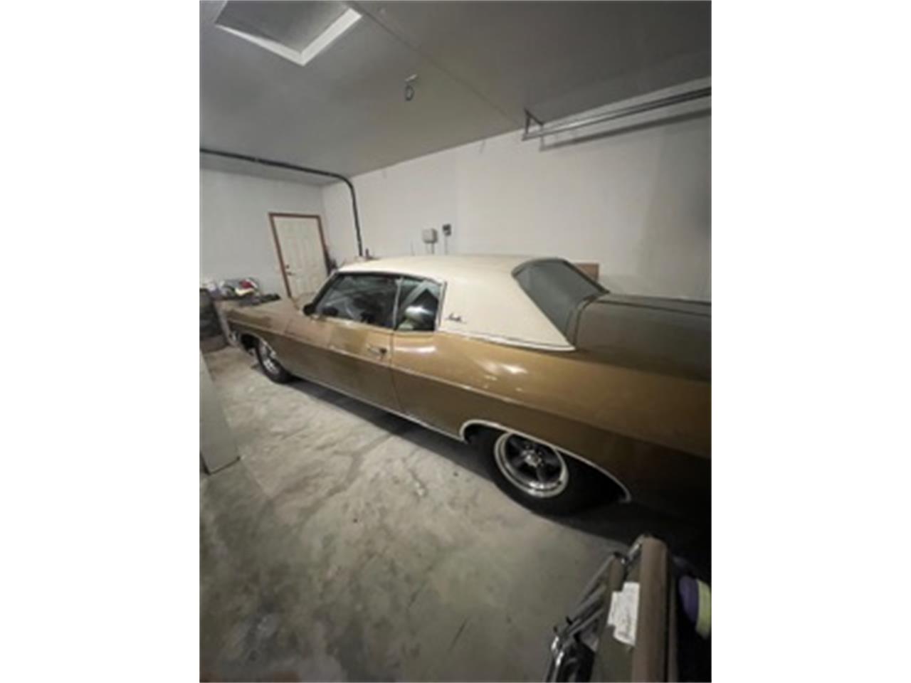 Chevrolet-Impala-1970-Gold-Gold-11