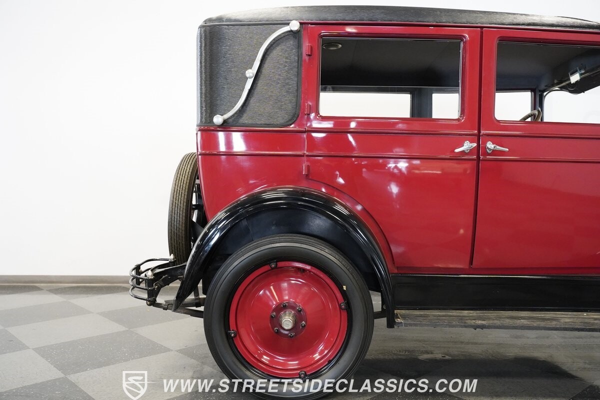 Chevrolet-Imperial-1927-Sedan-11