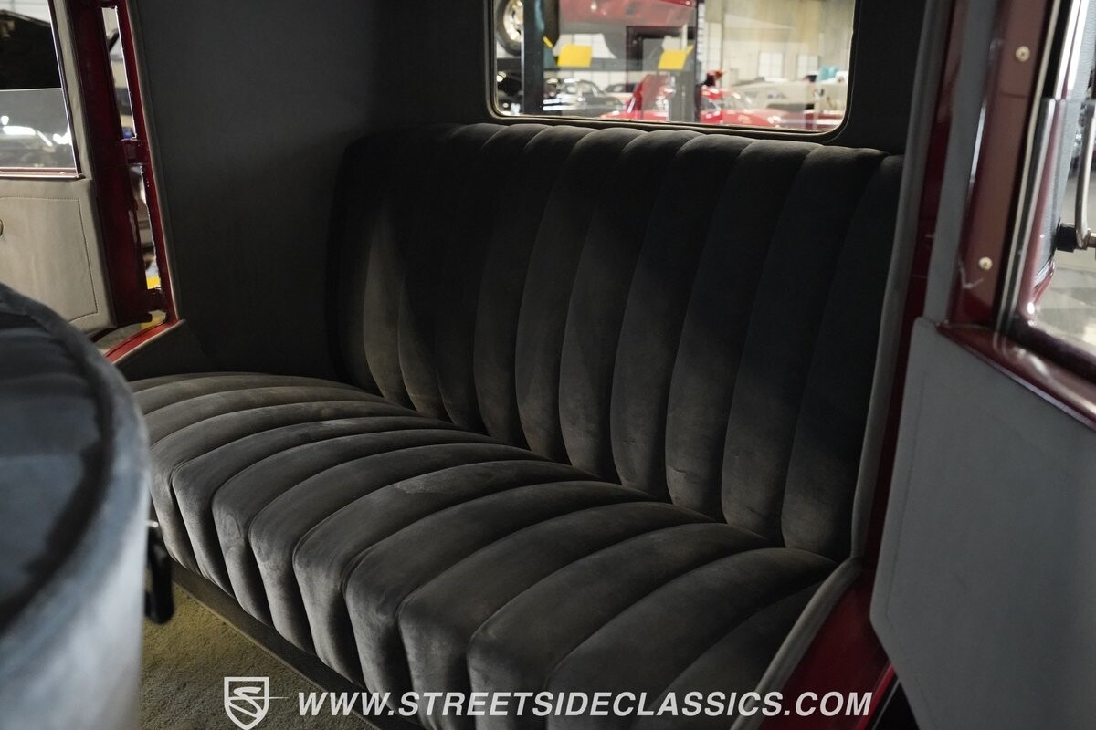 Chevrolet-Imperial-1927-Sedan-30