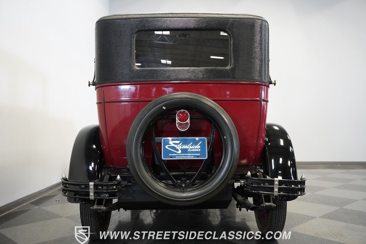 Chevrolet-Imperial-1927-Sedan-9