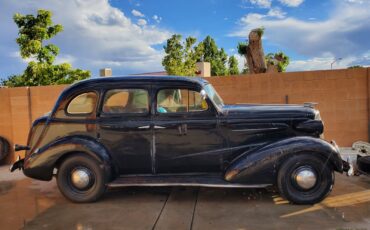 Chevrolet-JA-Master-Deluxe-1937-Master-Deluxe-1