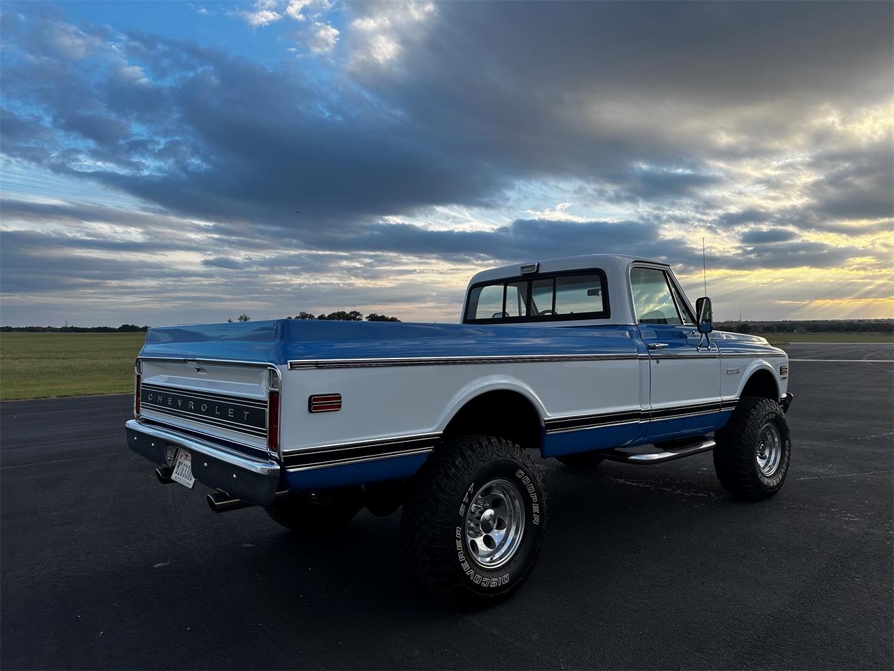 Chevrolet-K-20-1972-BlueWhite-Blue-10