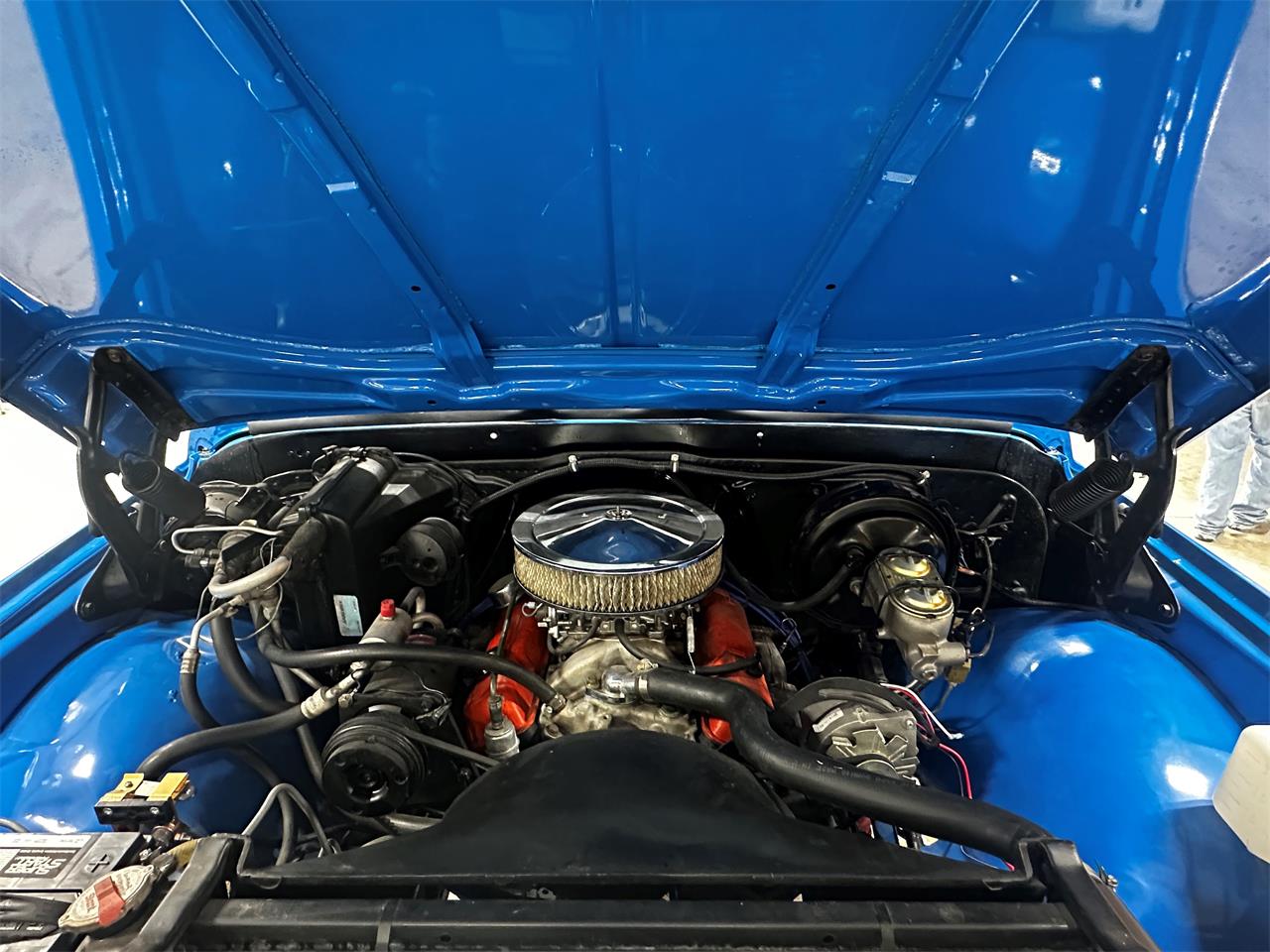 Chevrolet-K-20-1972-BlueWhite-Blue-9