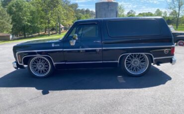 Chevrolet-K5-Blazer-LS-Resto-mod-pro-touring-22s-1978-13