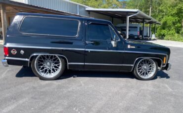 Chevrolet-K5-Blazer-LS-Resto-mod-pro-touring-22s-1978-8