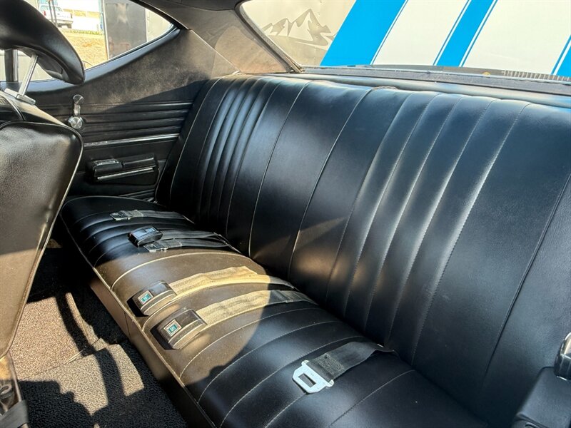 Chevrolet-Malibu-1968-Black-Black-20