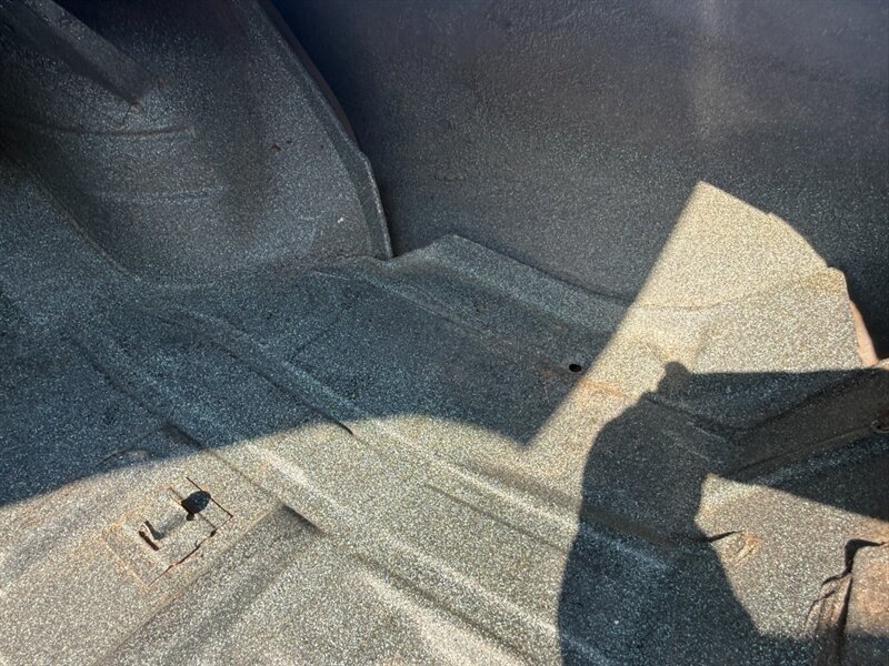 Chevrolet-Malibu-1968-Black-Black-26