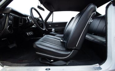 Chevrolet-Malibu-1968-Coupe-20