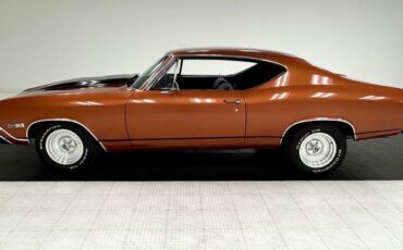 Chevrolet-Malibu-1968-Sunset-Orange-Metall-Black-1