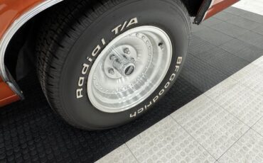 Chevrolet-Malibu-1968-Sunset-Orange-Metall-Black-14