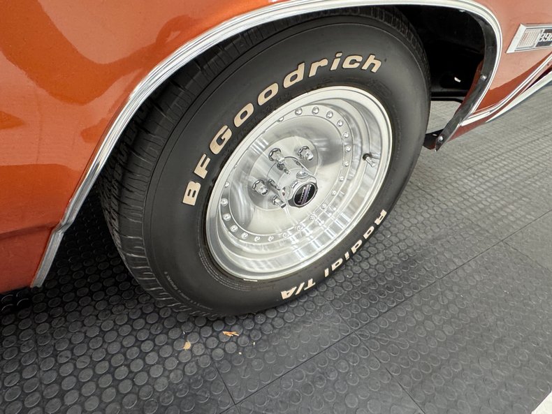 Chevrolet-Malibu-1968-Sunset-Orange-Metall-Black-18