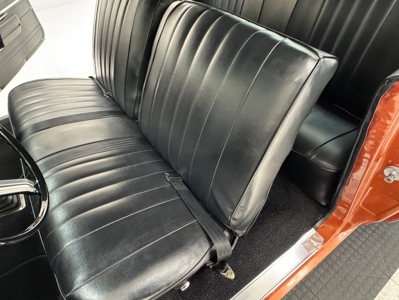 Chevrolet-Malibu-1968-Sunset-Orange-Metall-Black-29