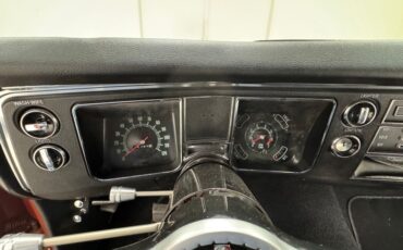 Chevrolet-Malibu-1968-Sunset-Orange-Metall-Black-36