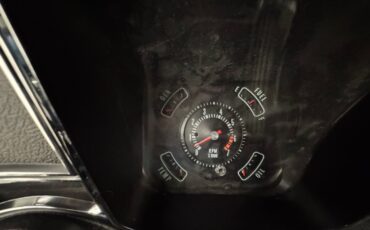 Chevrolet-Malibu-1968-Sunset-Orange-Metall-Black-38