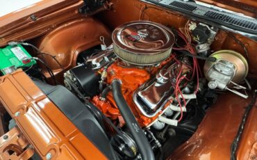 Chevrolet-Malibu-1968-Sunset-Orange-Metall-Black-43