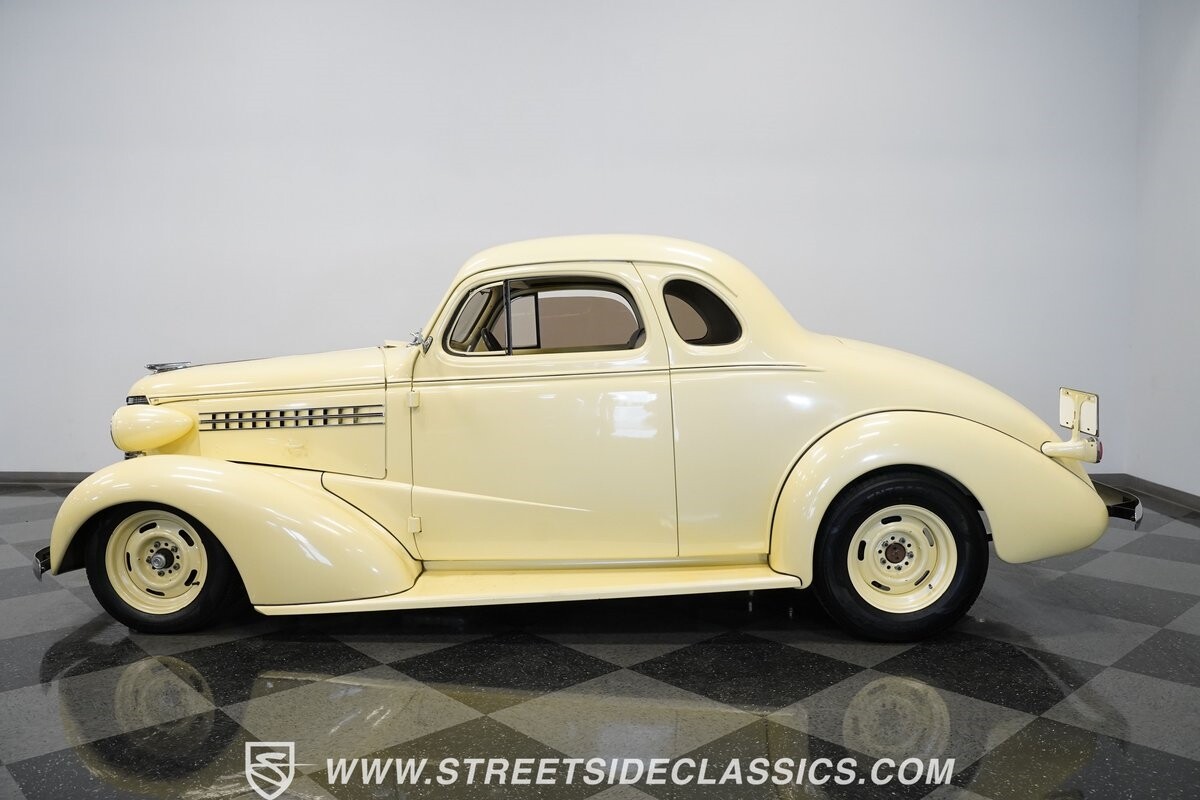 Chevrolet-Master-1938-Coupe-2