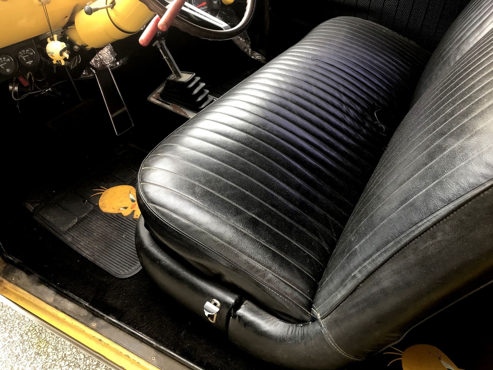 Chevrolet-Master-Deluxe-1949-V8-16