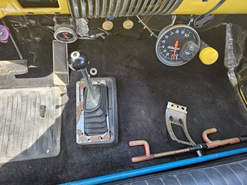 Chevrolet-Master-Deluxe-1949-V8-20