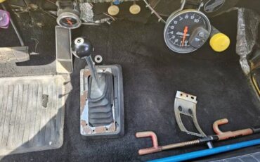 Chevrolet-Master-Deluxe-1949-V8-20