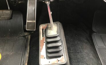 Chevrolet-Master-Deluxe-1949-V8-23