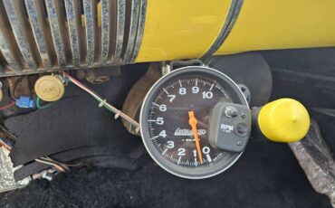 Chevrolet-Master-Deluxe-1949-V8-24