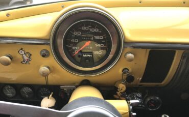 Chevrolet-Master-Deluxe-1949-V8-25