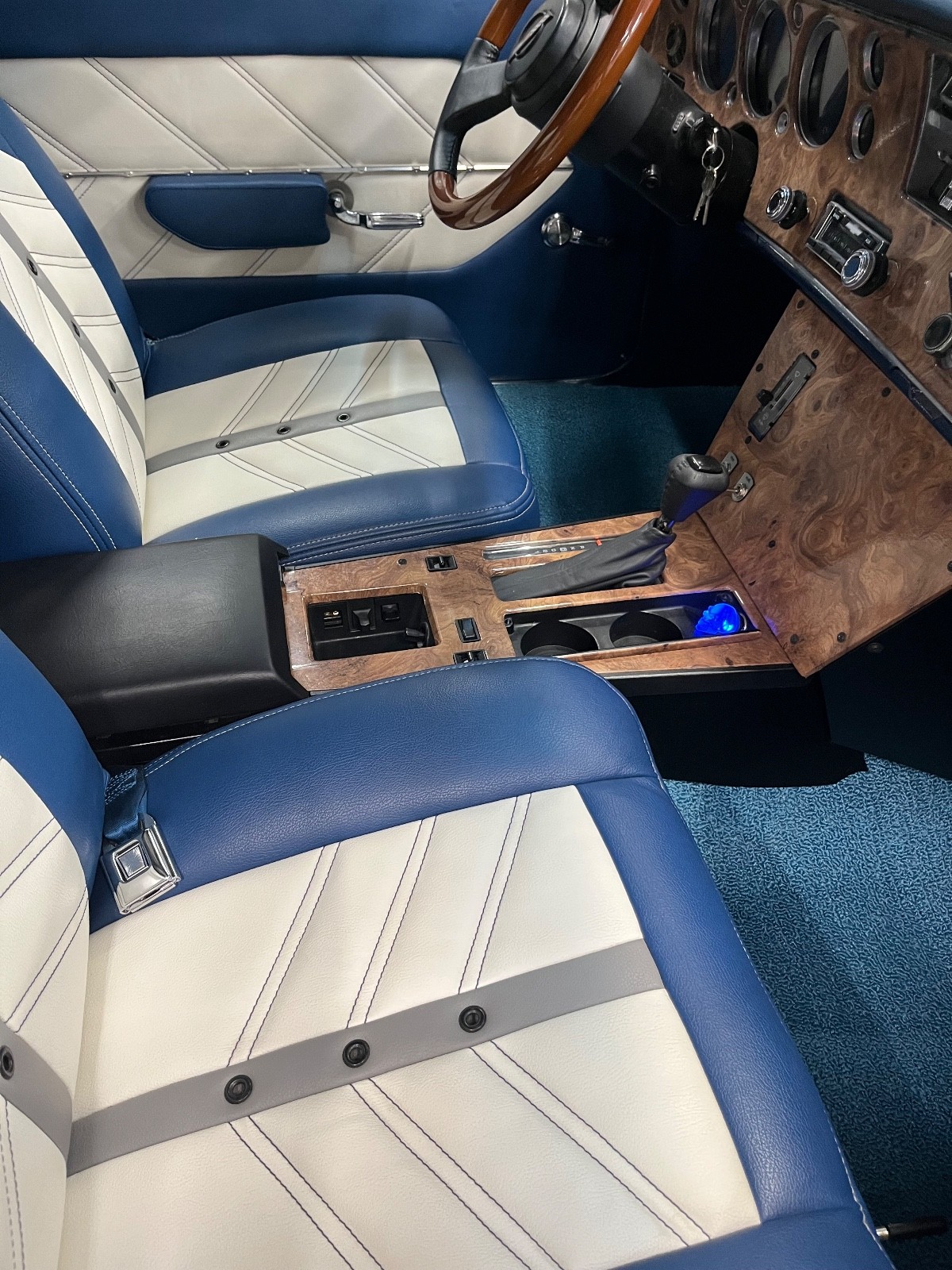 Chevrolet-Monte-Carlo-1970-Coupe-10