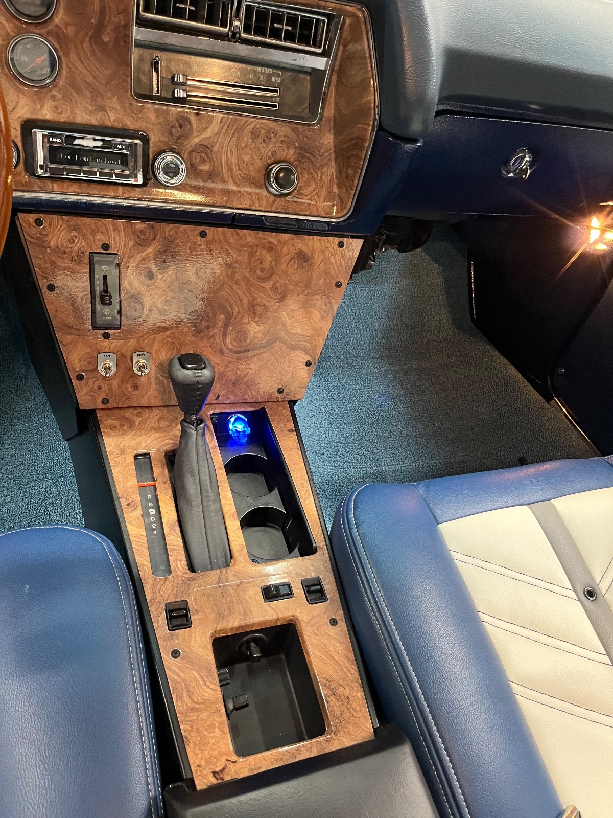 Chevrolet-Monte-Carlo-1970-Coupe-13